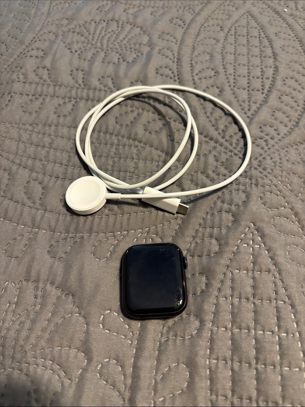 Apple smartwatch SE